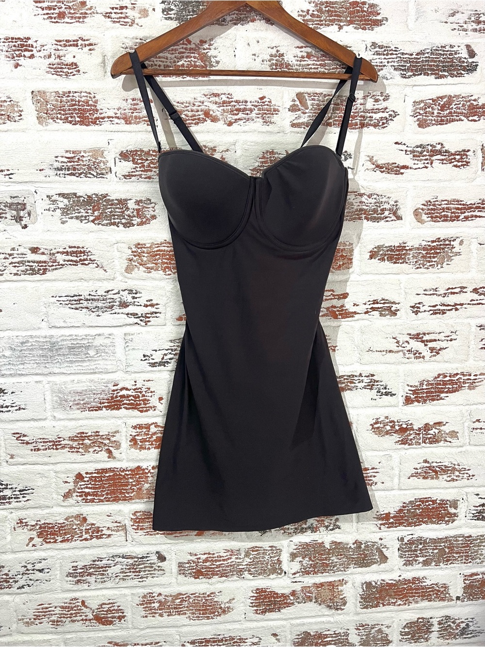 Ambrielle Strapless Convertible Shapewear Slip Built In Bra Compression Sz 40C